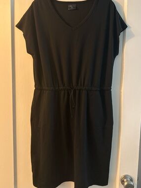 32 Degrees Black V-Neck Drawstring Midi Dress